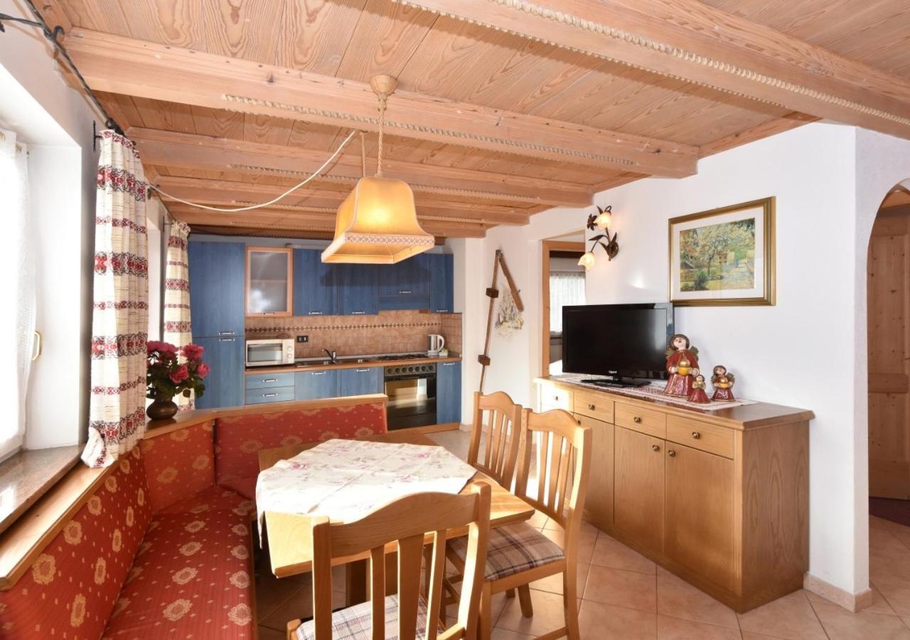 Villa Mirabell Cavalese Exteriör bild